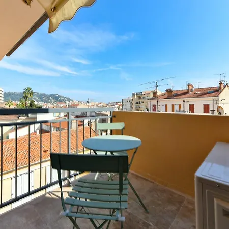 Apartment L'alizee Avec Jolie Terrasse Vue Sur La Ville, Dans Le Centre De *